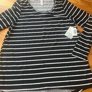 Lularoe Lynnae Long Sleeve Top